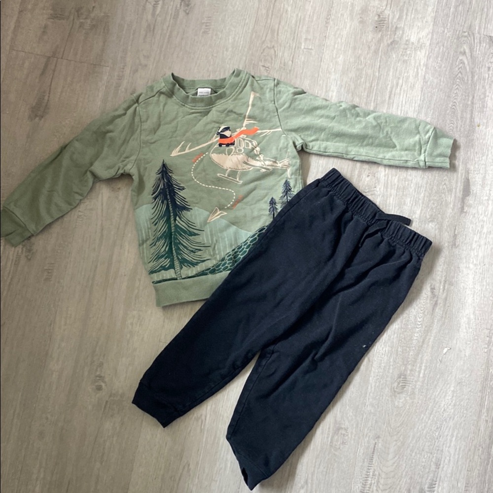 Boys Carters/ Koala kids Cotton sweater and pant set size 4T
